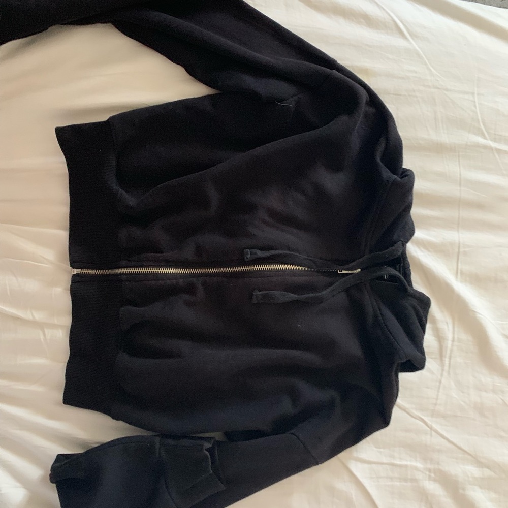 Black cropped sweater